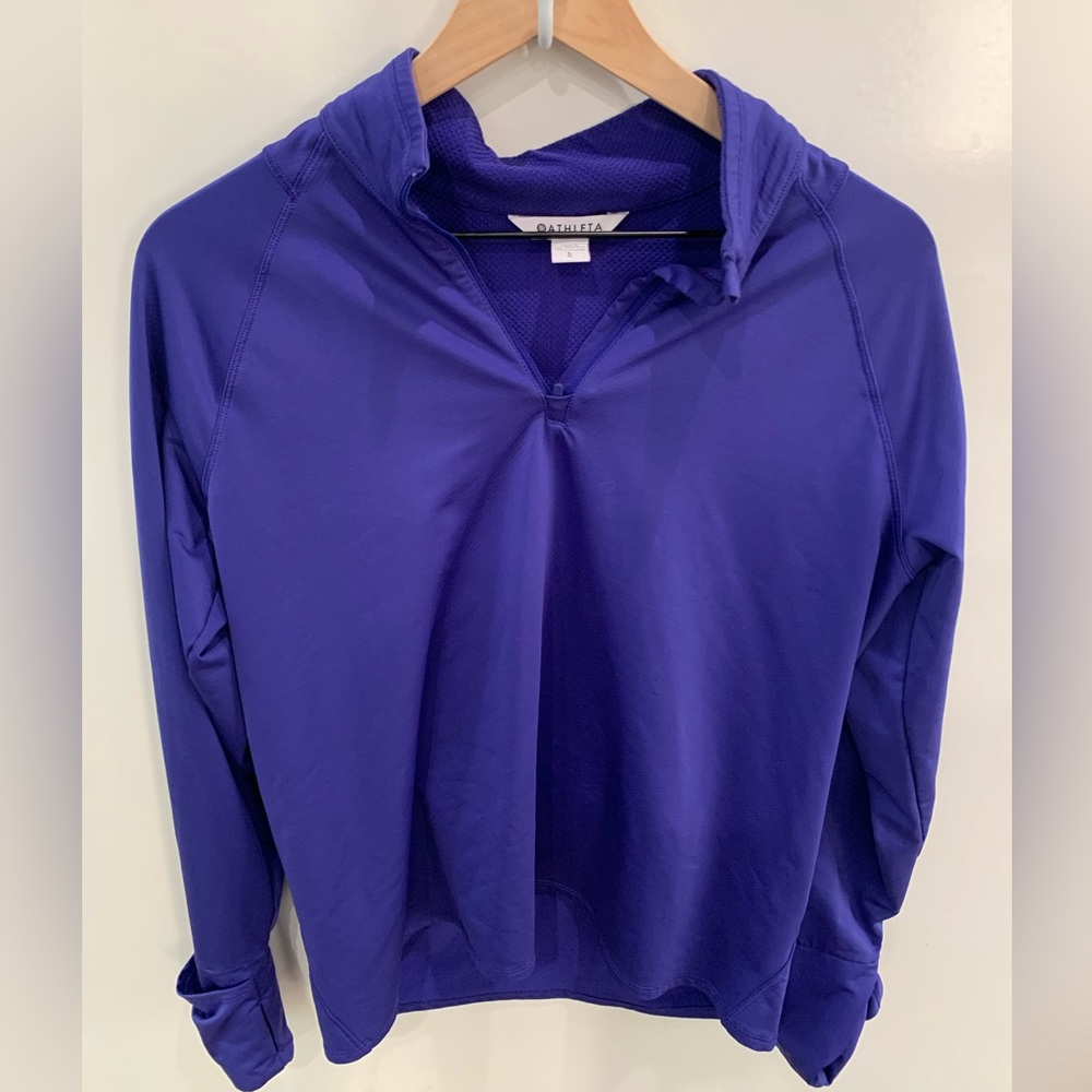 Athleta Whistler Half-Zip woman’s size L activewear shirt Sporty